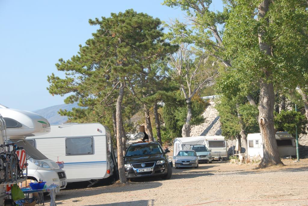 Camping Raca سفيتي يوراي المظهر الخارجي الصورة