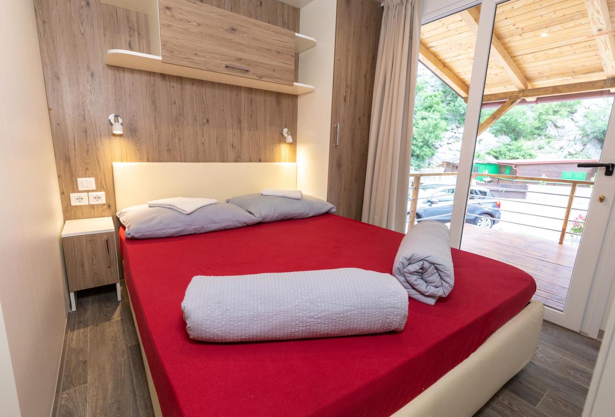 Camping Raca سفيتي يوراي الغرفة الصورة